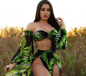 Stephanie Acevedo Wiki, Age, Height, Husband, Boyfriend, Net Worth