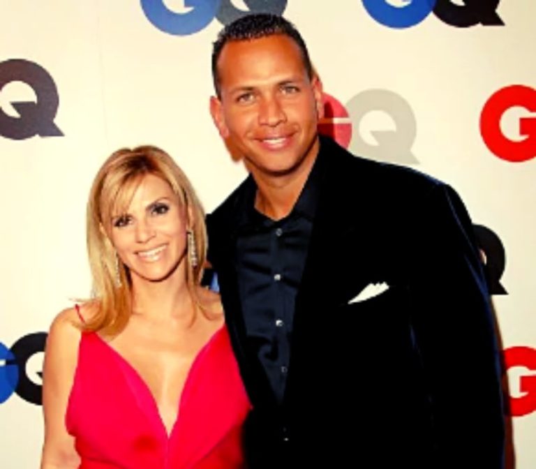 Cynthia Scurtis Wiki, Age, Height, Husband, Kids, Net Worth, Family, Bio