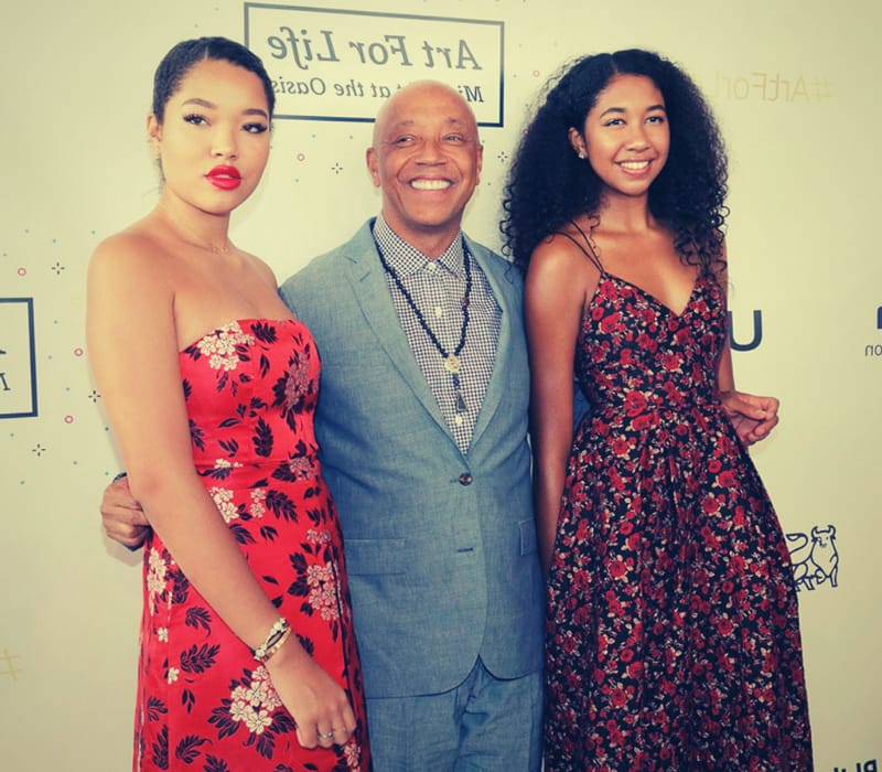 Aoki Lee Simmons Wiki (Russell Simmons Daughter), Age, Height, Bio