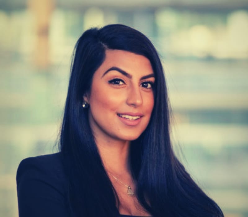 Shay Shariatzadeh Wiki, Age, Height, Boyfriend, Net Worth, Family, Bio