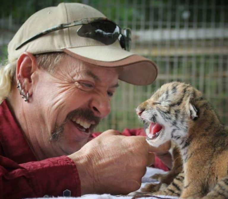 Joe Exotic Wiki, Bio, Age, Husband, Height, Net Worth, Kids, Family