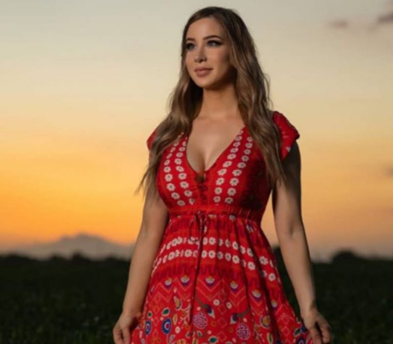 Pink Sparkles Wiki, Bio, Age, Height, Net Worth, Boyfriend, Family