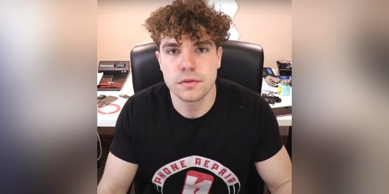 Phone Repair Guru