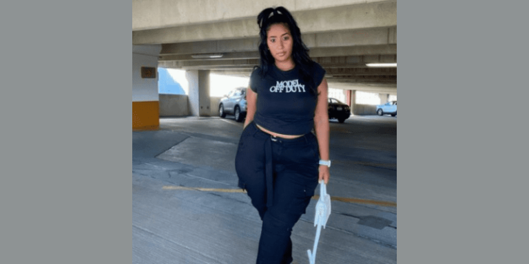 Tiana Tee
