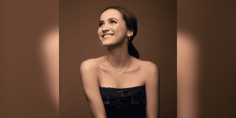 Maude Apatow