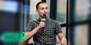 Keir Gilchrist Wiki, Net Worth, Biography, Age, Girlfriend, Height