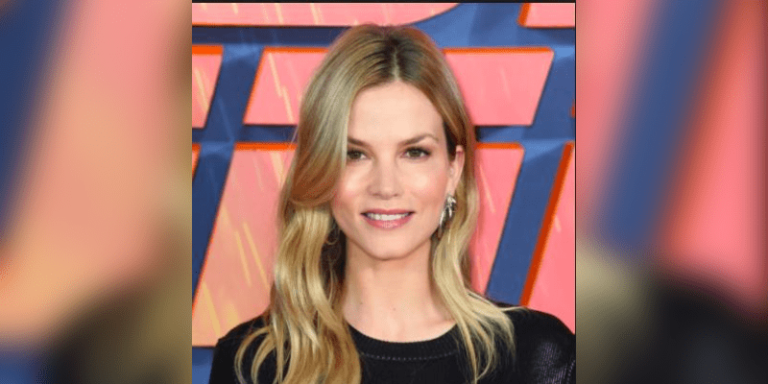 Sylvia Hoeks