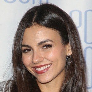 Victoria Justice, Wiki Victorious