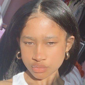 Aemerie Somvilay Aemerie Somvilay