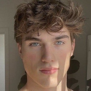Zach Cox Zach Cox